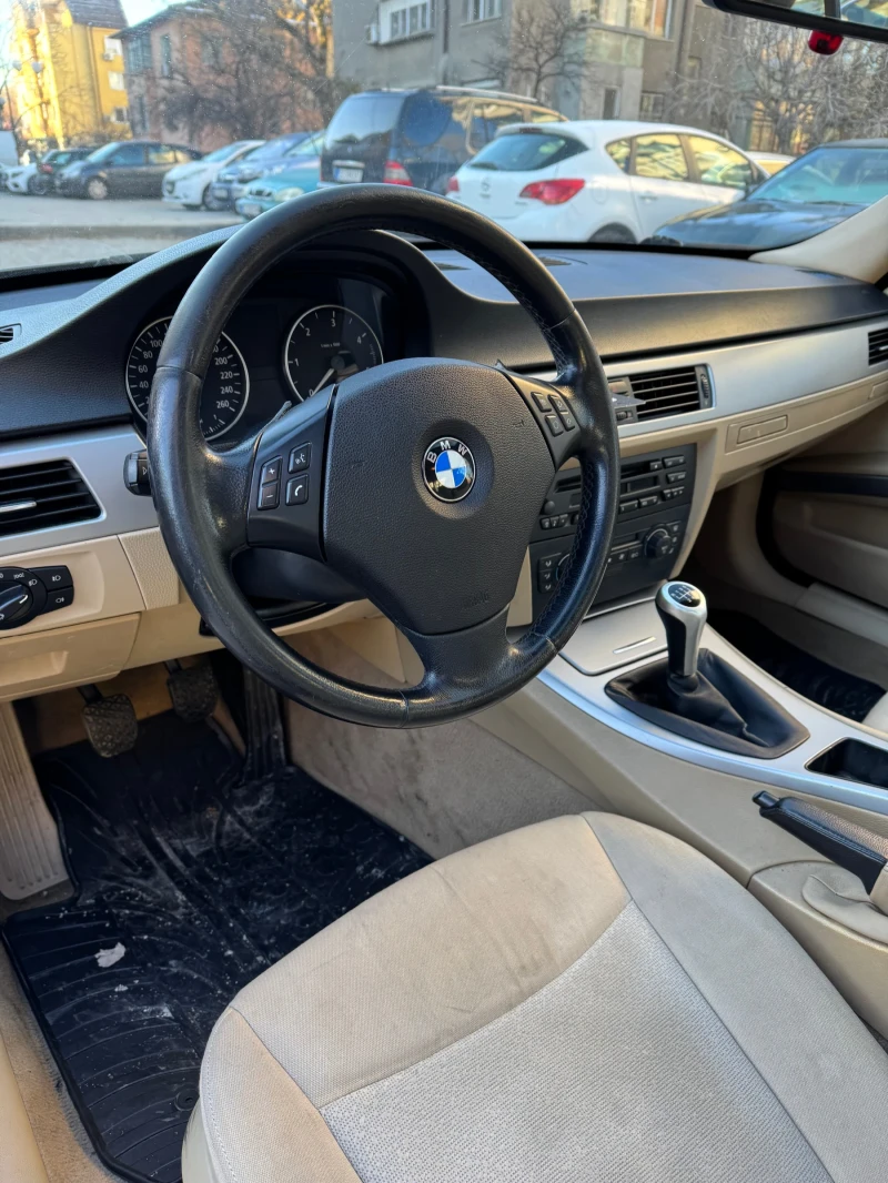 BMW 320, снимка 8 - Автомобили и джипове - 48736422