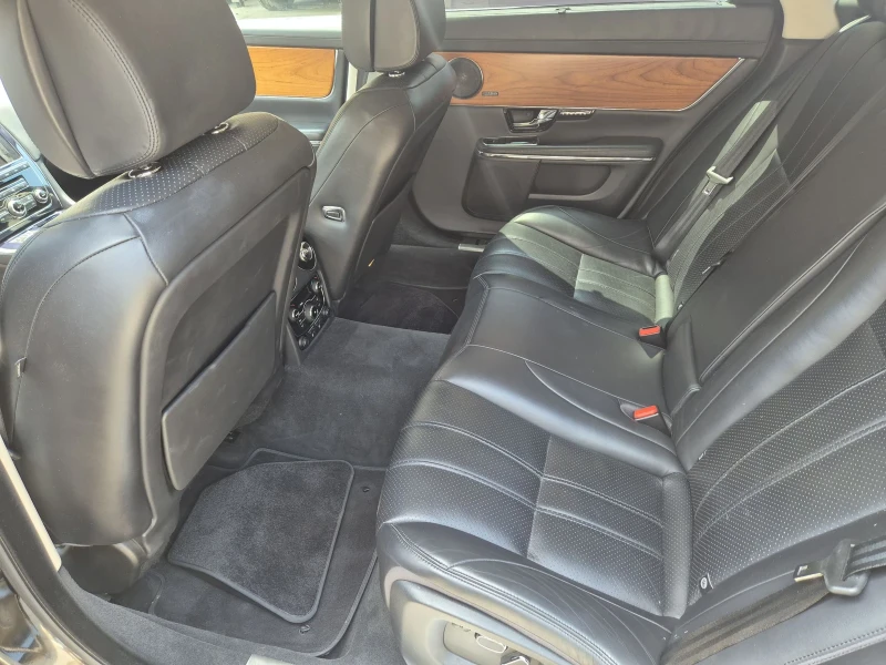 Jaguar Xj XJL, снимка 12 - Автомобили и джипове - 51444038