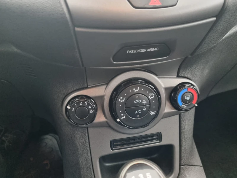Ford Fiesta 1.25 82к.с. Ambiente, снимка 16 - Автомобили и джипове - 52813838
