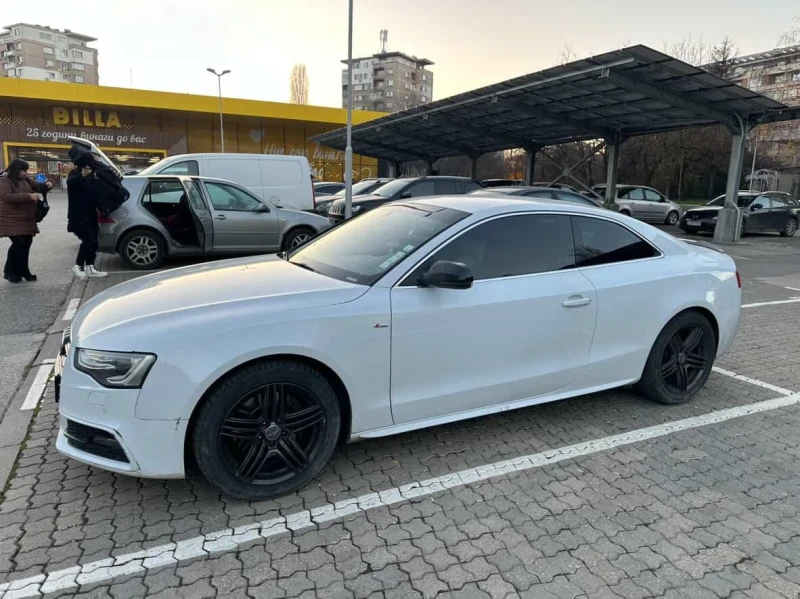 Audi A5 2.0 TFSI, снимка 3 - Автомобили и джипове - 52876425