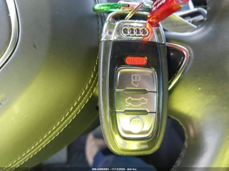 Audi A8 4l L 4.0T, снимка 11 - Автомобили и джипове - 53234264