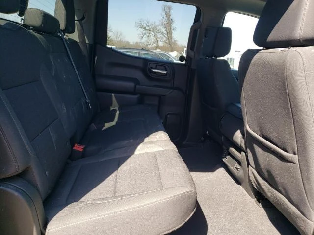 Chevrolet Silverado 2.7L 4 4x4 w/Rear Wheel Drv - изображение 3