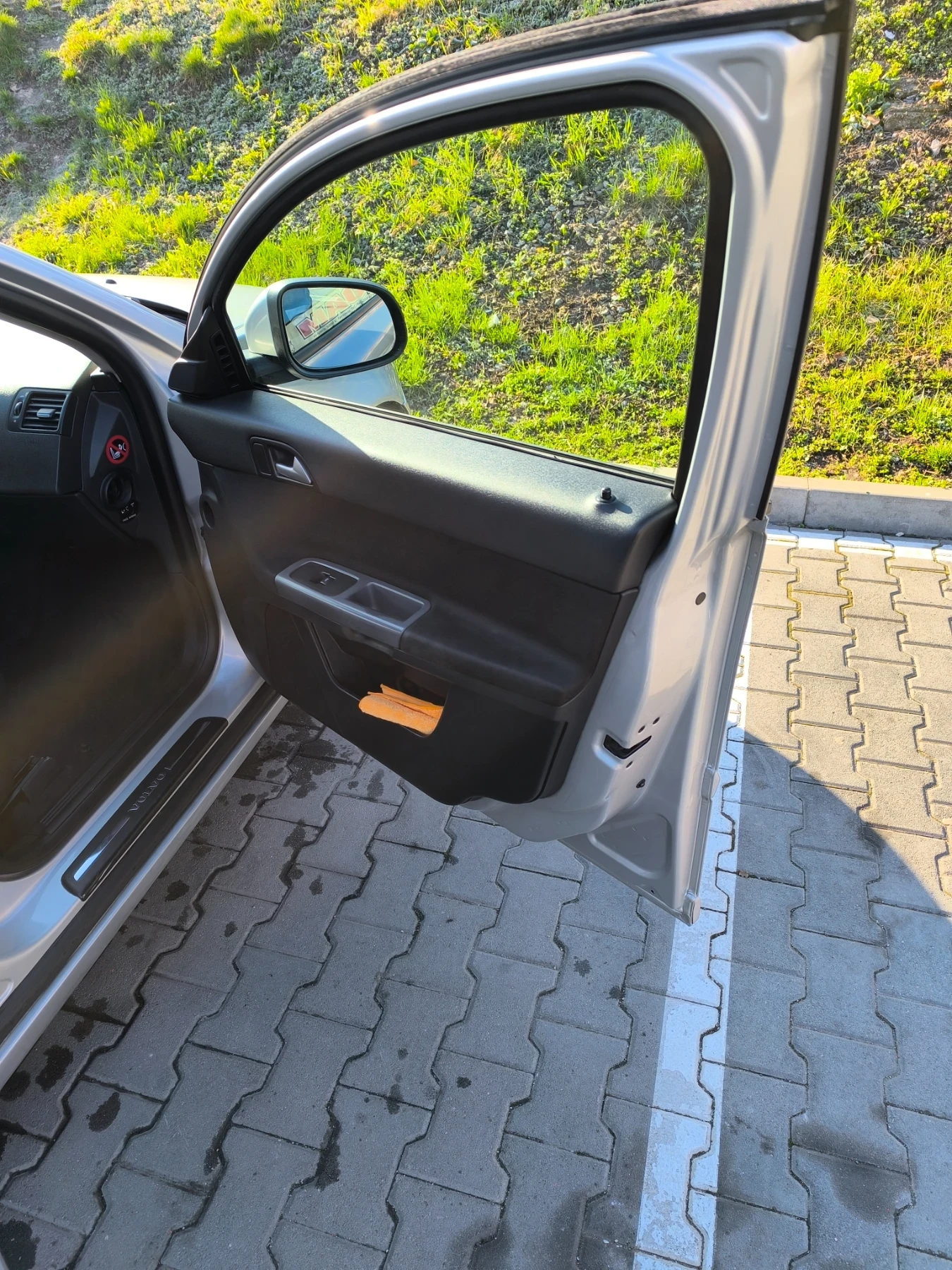 Volvo S40  - изображение 9