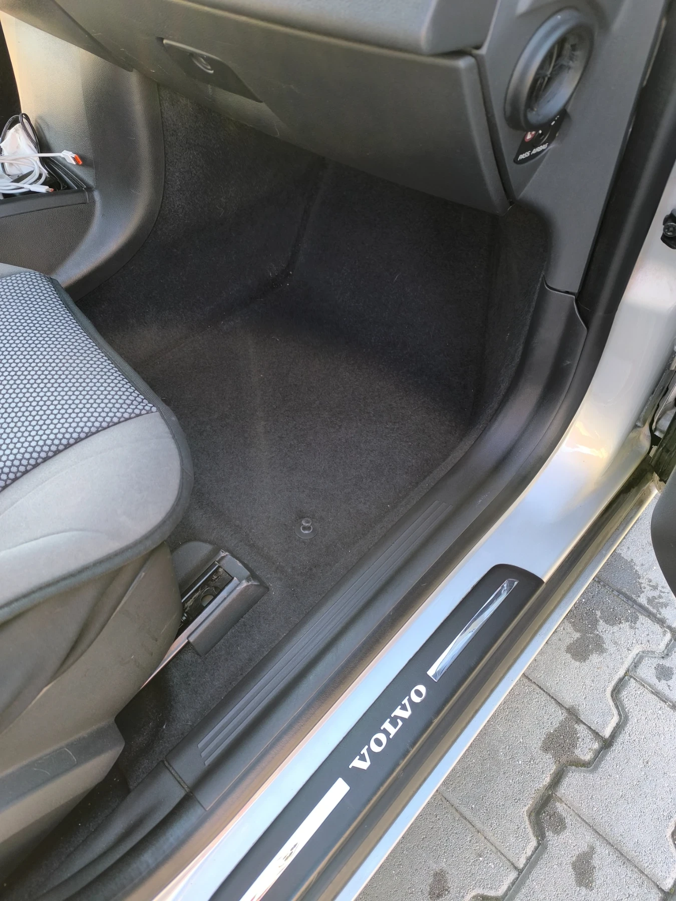Volvo S40  - изображение 8
