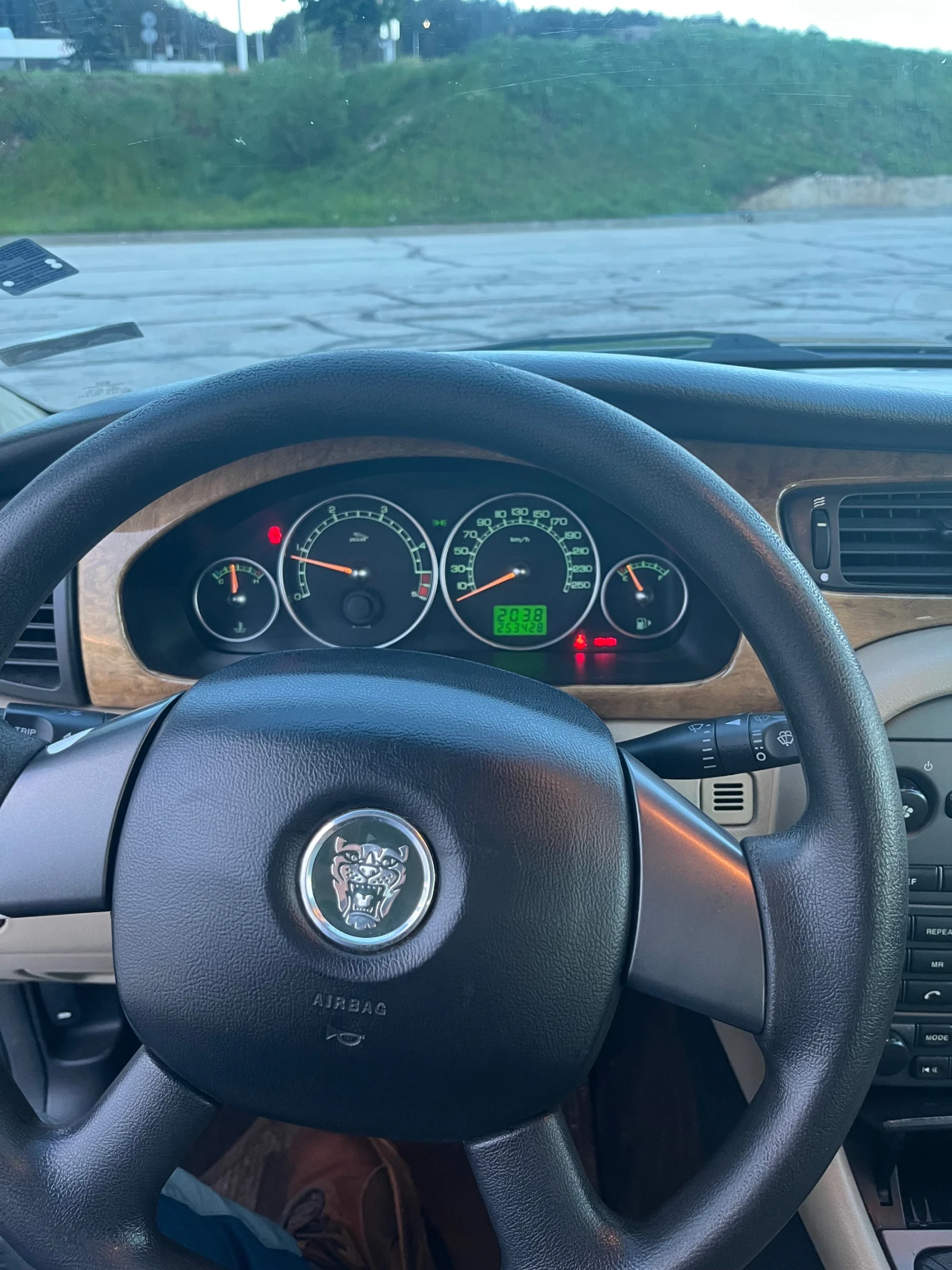 Jaguar X-type 2.0d - изображение 6