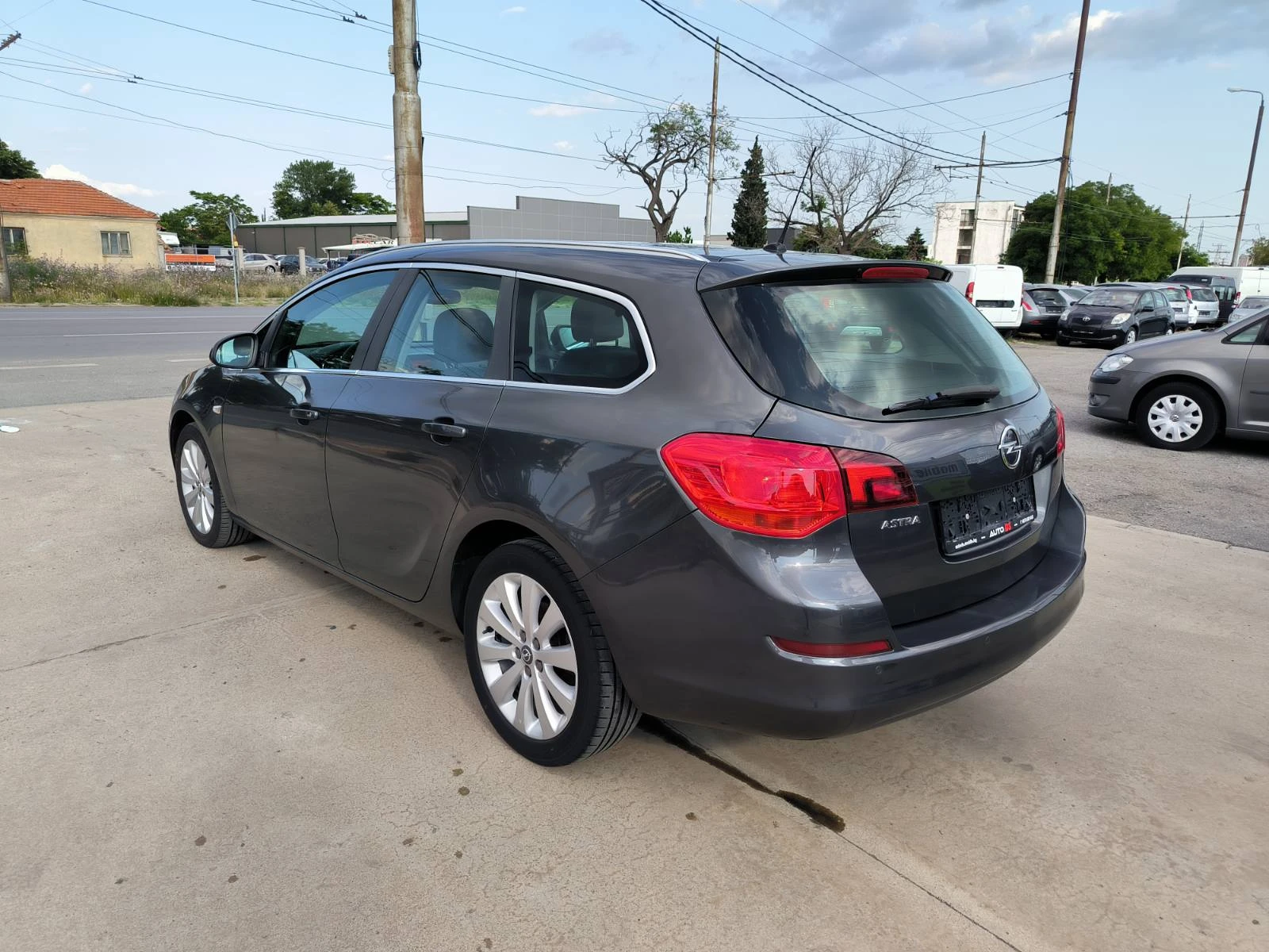 Opel Astra 1.6i-Euro-5A-6sk.-140.000km - изображение 7