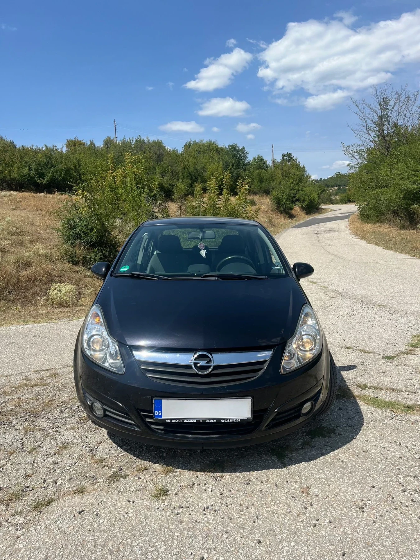 Opel Corsa 1.2 - изображение 2