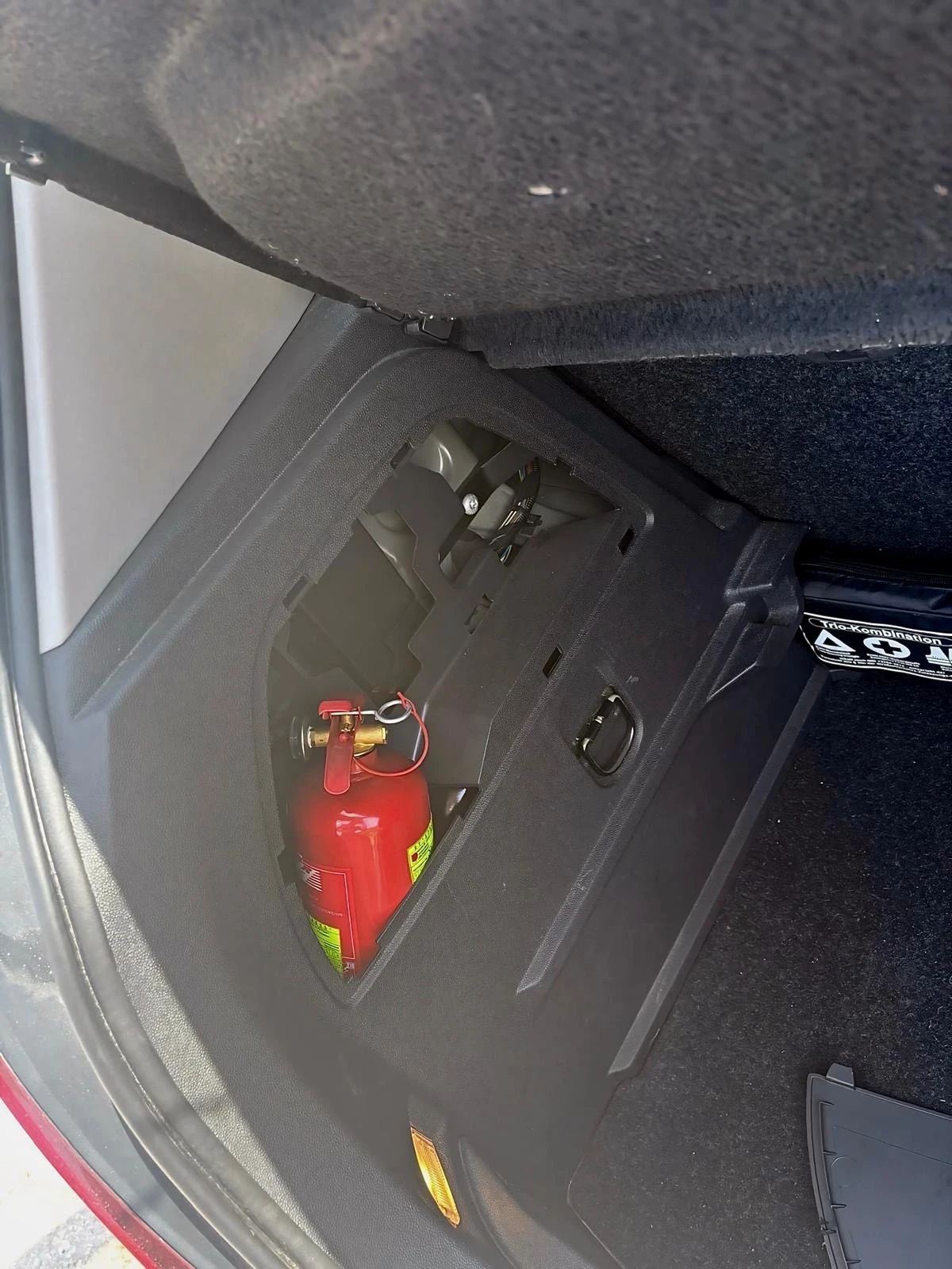 Opel Corsa 1.2 - изображение 9