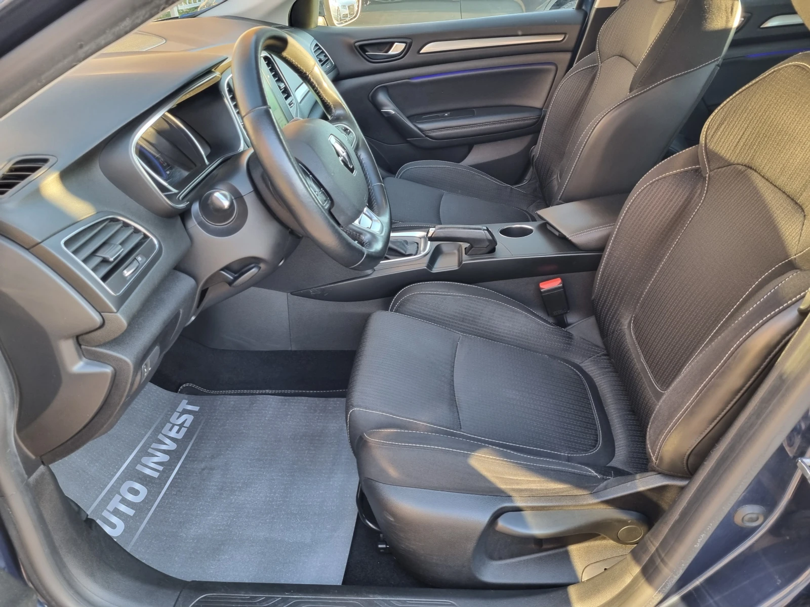 Renault Megane 1.5/110кс - изображение 9