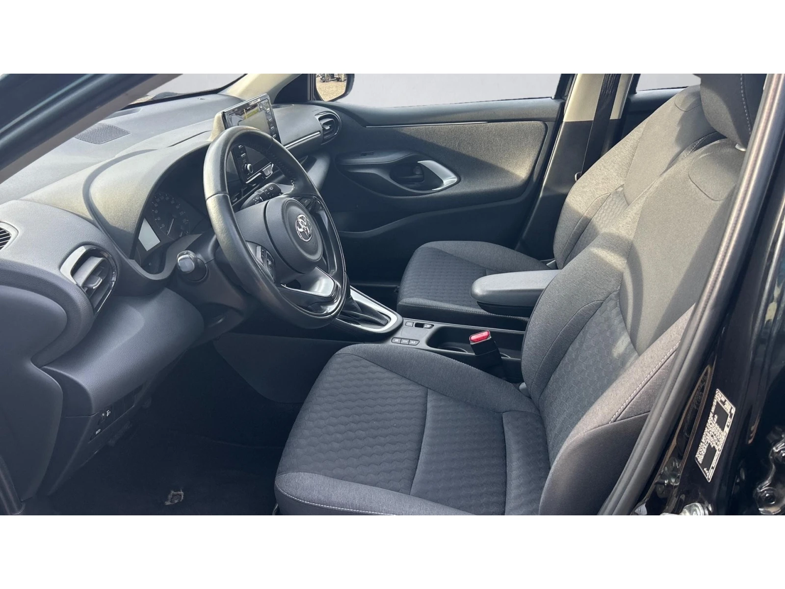 Toyota Yaris    367 . | Mobile.bg   12