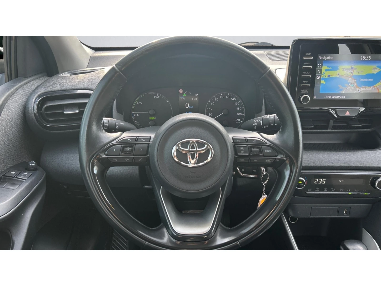 Toyota Yaris    367 . | Mobile.bg   13