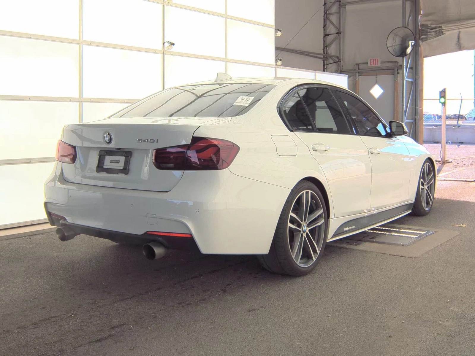 BMW 340 2018 BMW 3 Series Sedan 340i M SPORT LINE - изображение 4