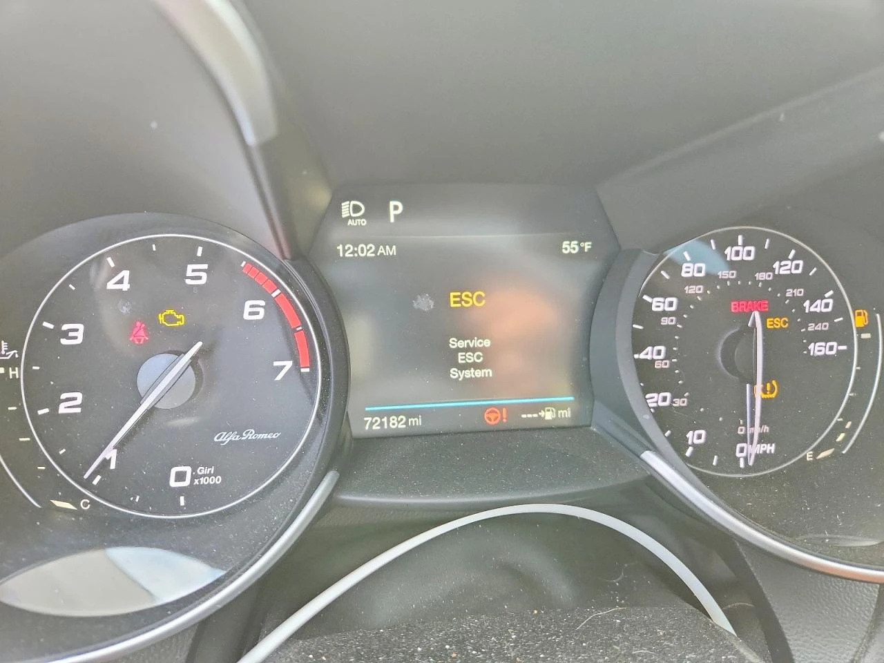 Alfa Romeo Giulia 2.0l Ti Q4, снимка 9 - Автомобили и джипове - 53775520