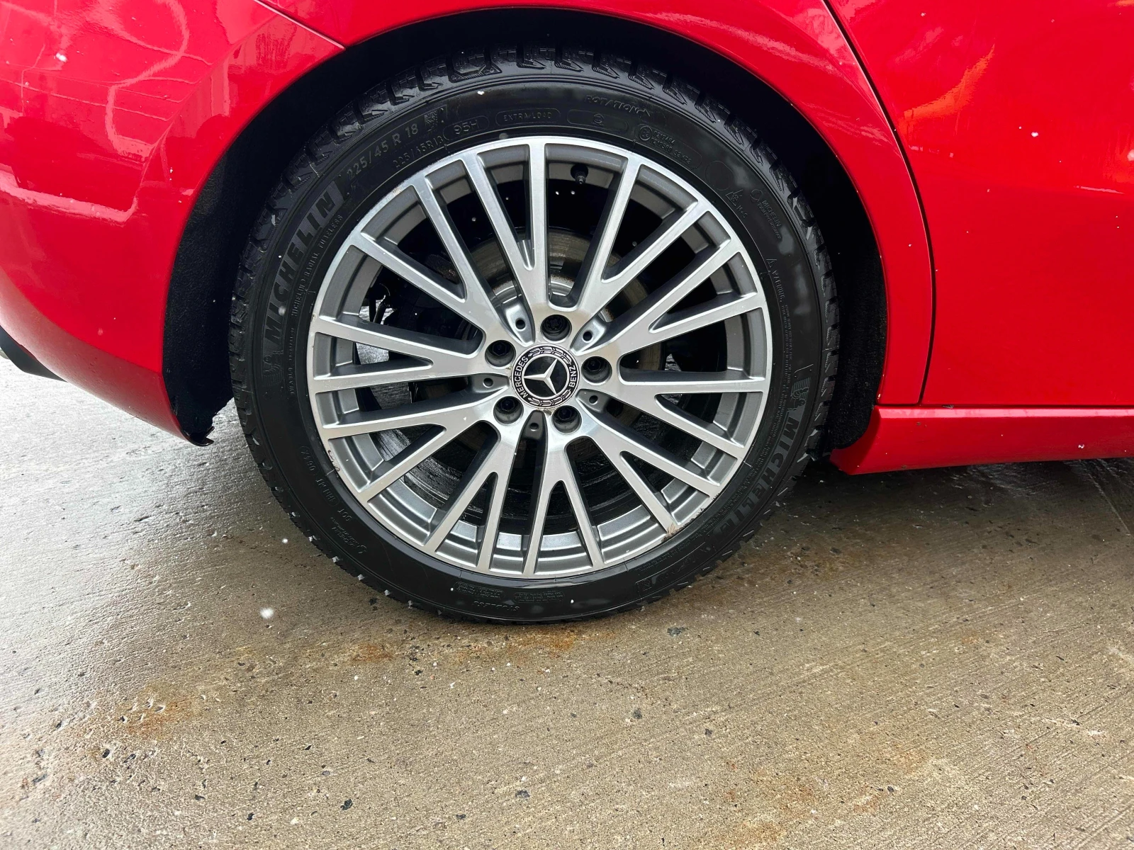 Mercedes-Benz A 250  * * CARFAX * * АВТО КРЕДИТ * * , снимка 6 - Автомобили и джипове - 53919371