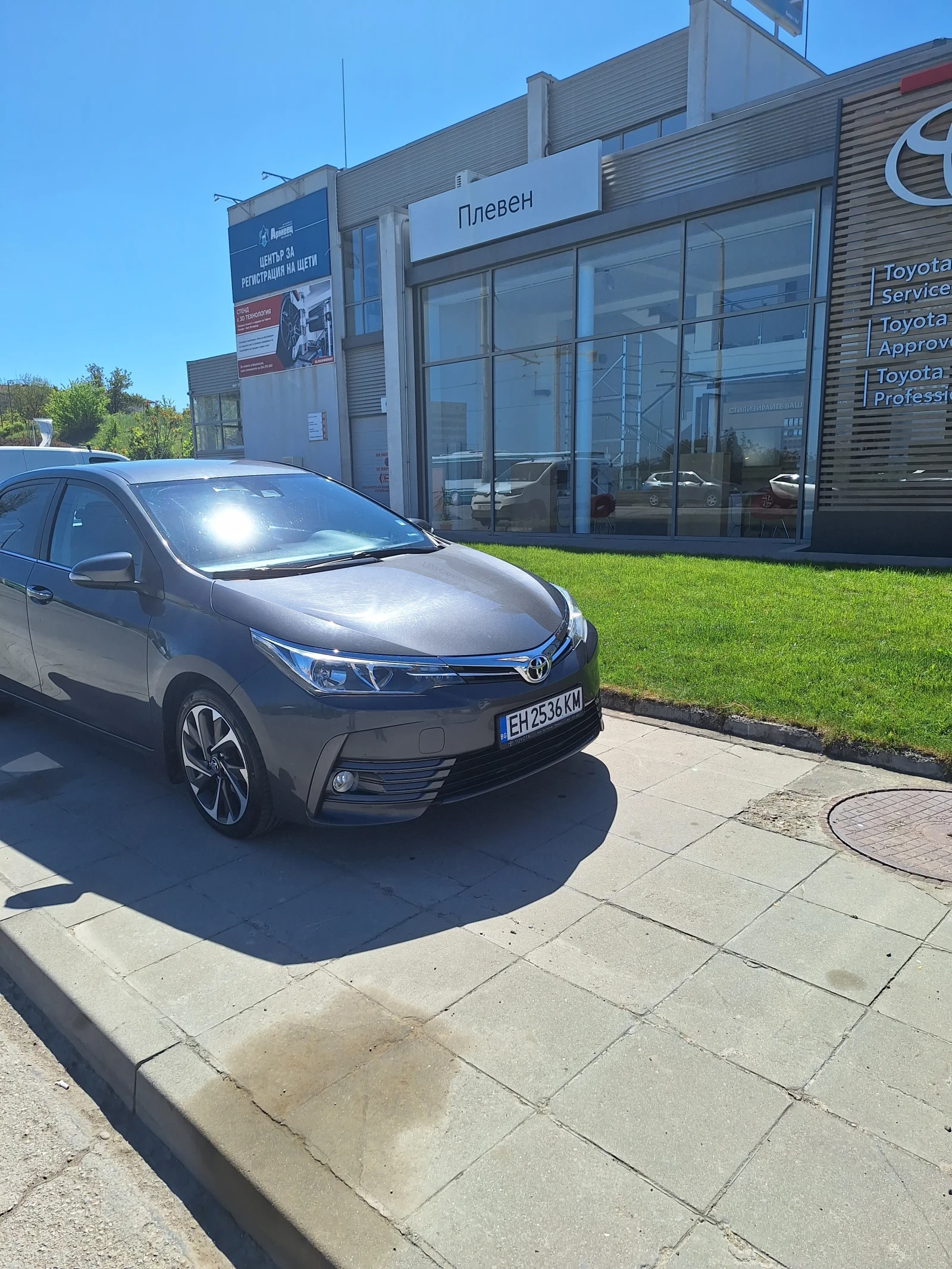 Toyota Corolla Executive Plus