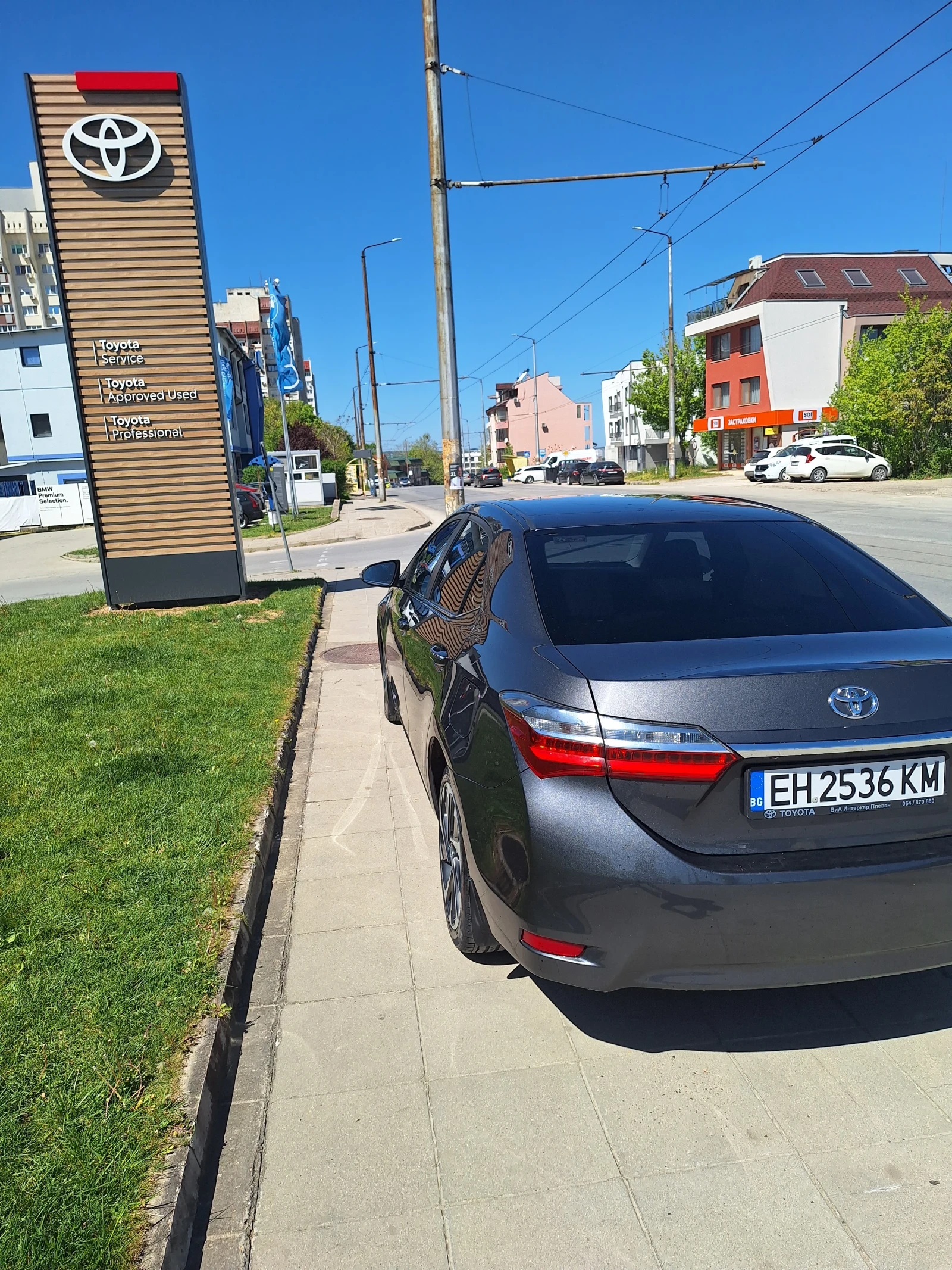 Toyota Corolla Executive Plus, снимка 4 - Автомобили и джипове - 53924435