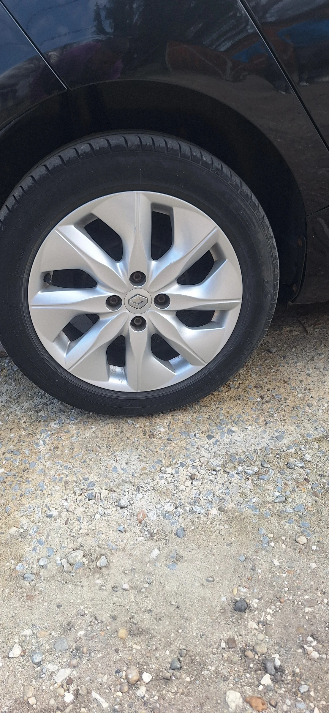 Renault Zoe, снимка 7 - Автомобили и джипове - 53976029