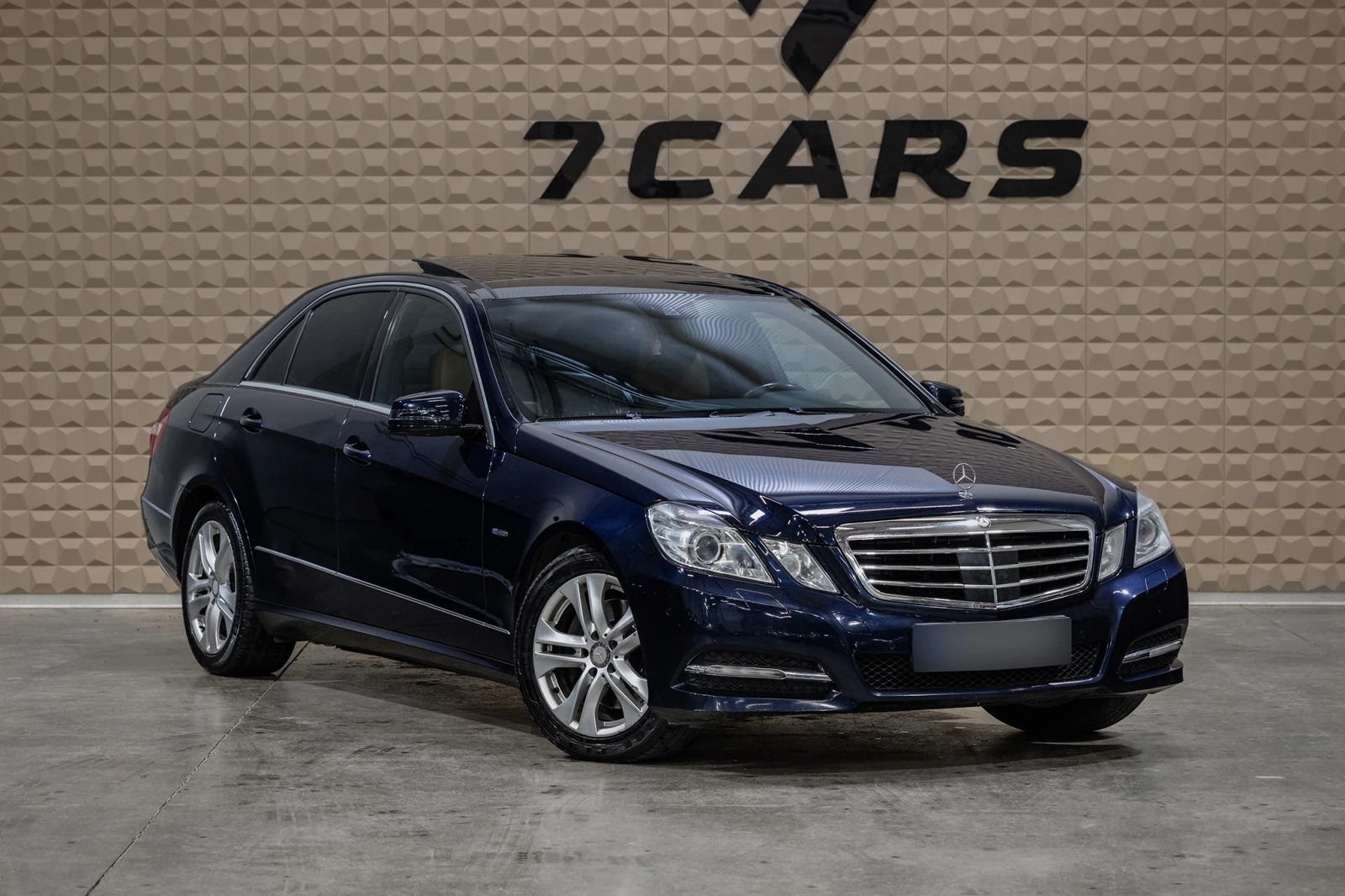 Mercedes-Benz E 350 CDI * AVANTGARDE * Гаранция * Harman/Kardon, снимка 3 - Автомобили и джипове - 54134486