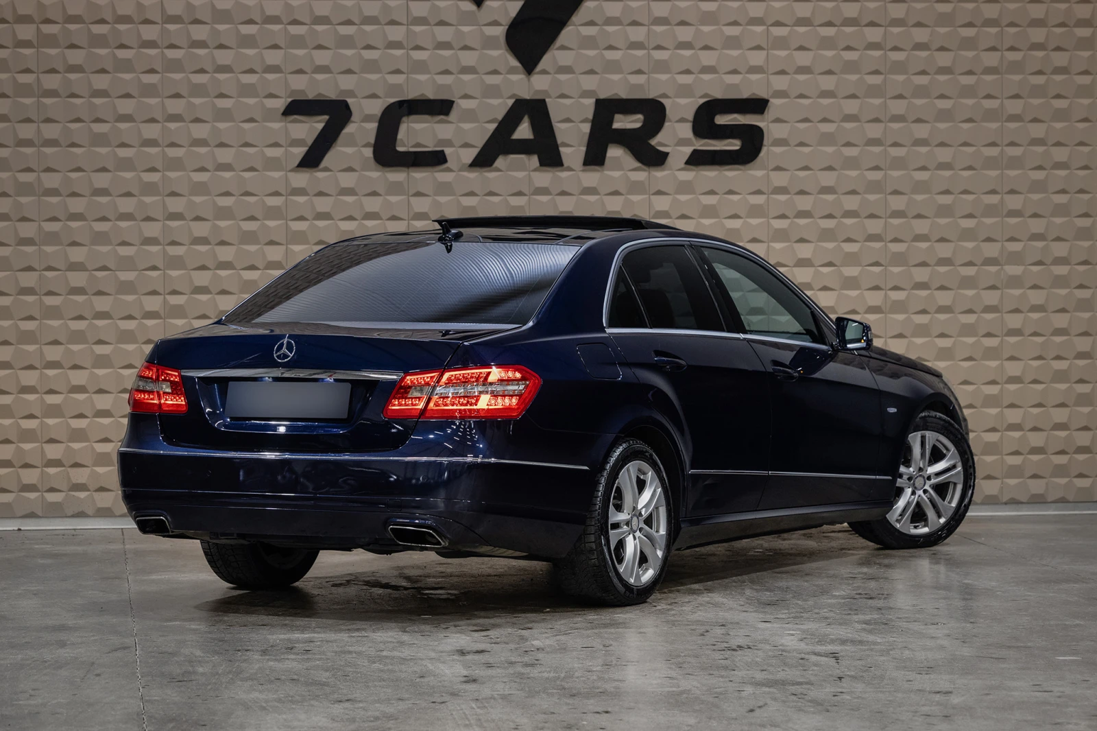 Mercedes-Benz E 350 CDI * AVANTGARDE * Гаранция * Harman/Kardon, снимка 6 - Автомобили и джипове - 54134486