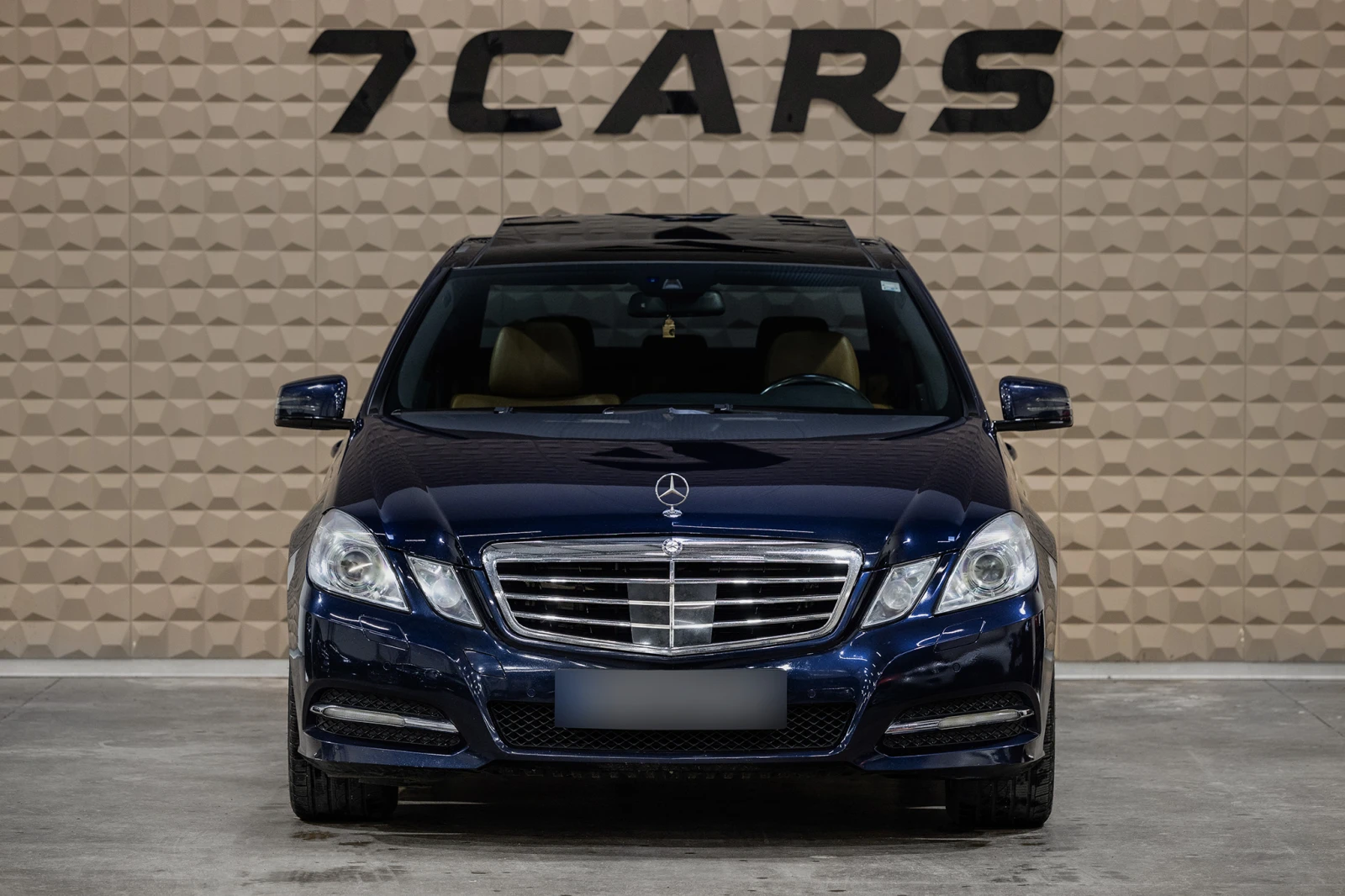 Mercedes-Benz E 350 CDI * AVANTGARDE * Гаранция * Harman/Kardon, снимка 2 - Автомобили и джипове - 54134486