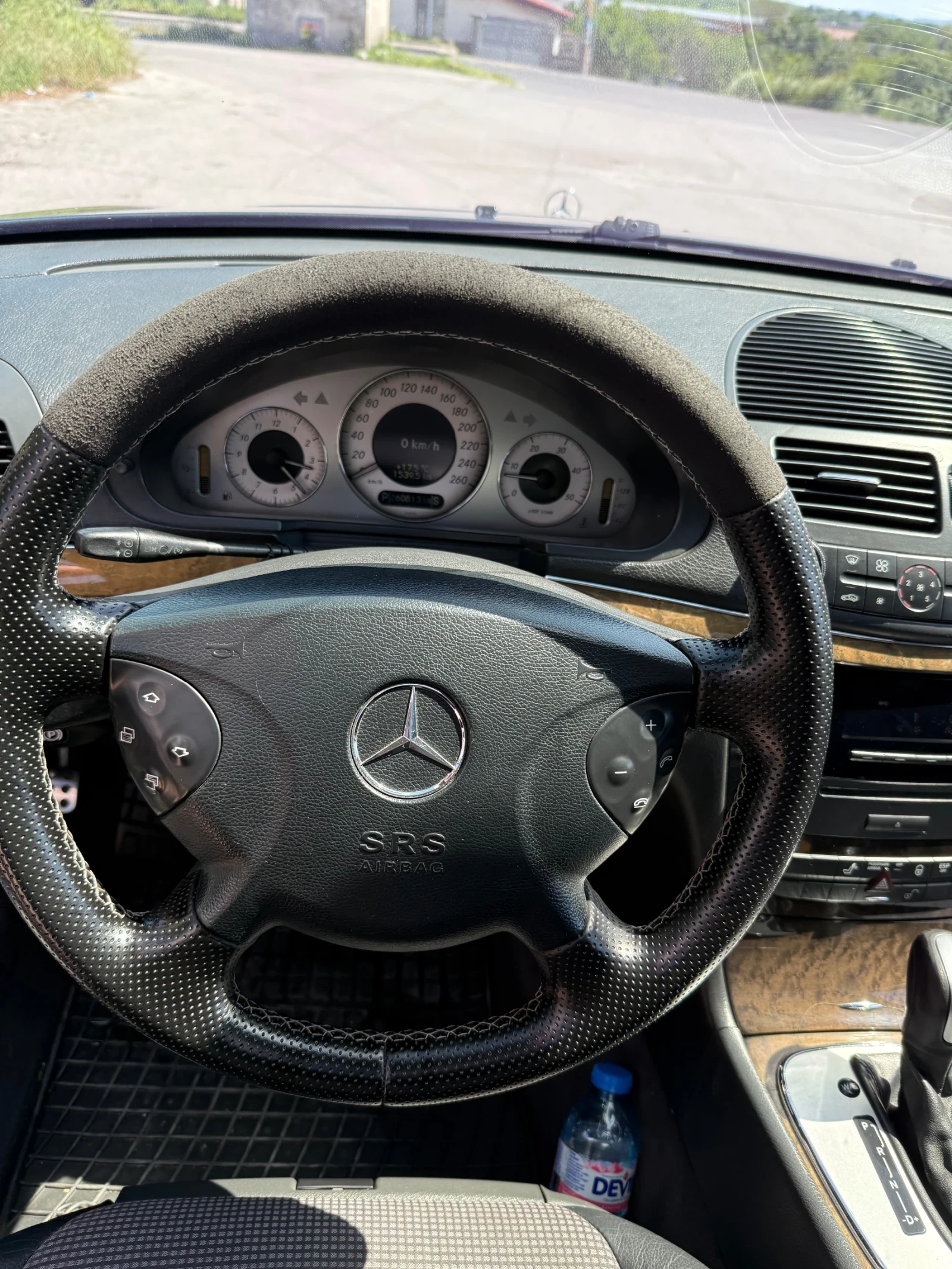 Mercedes-Benz E 320, снимка 6 - Автомобили и джипове - 54804483