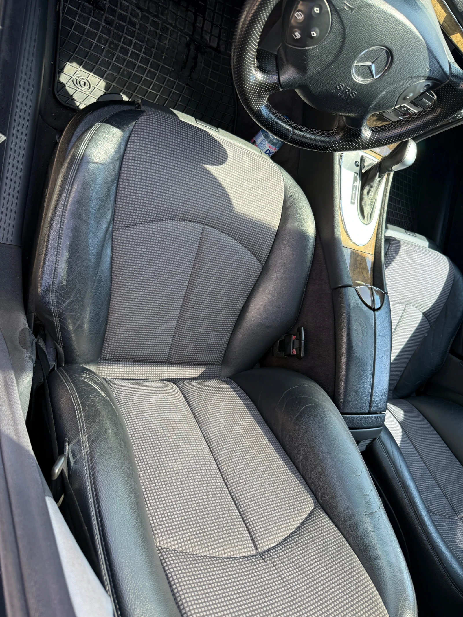 Mercedes-Benz E 320, снимка 8 - Автомобили и джипове - 54804483