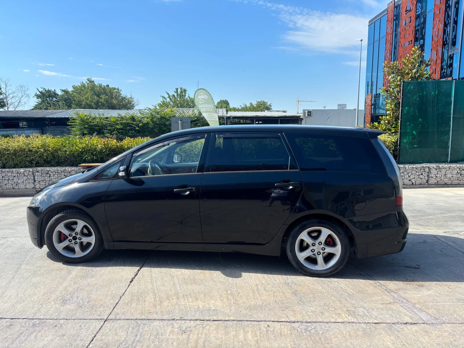 Mitsubishi Grandis