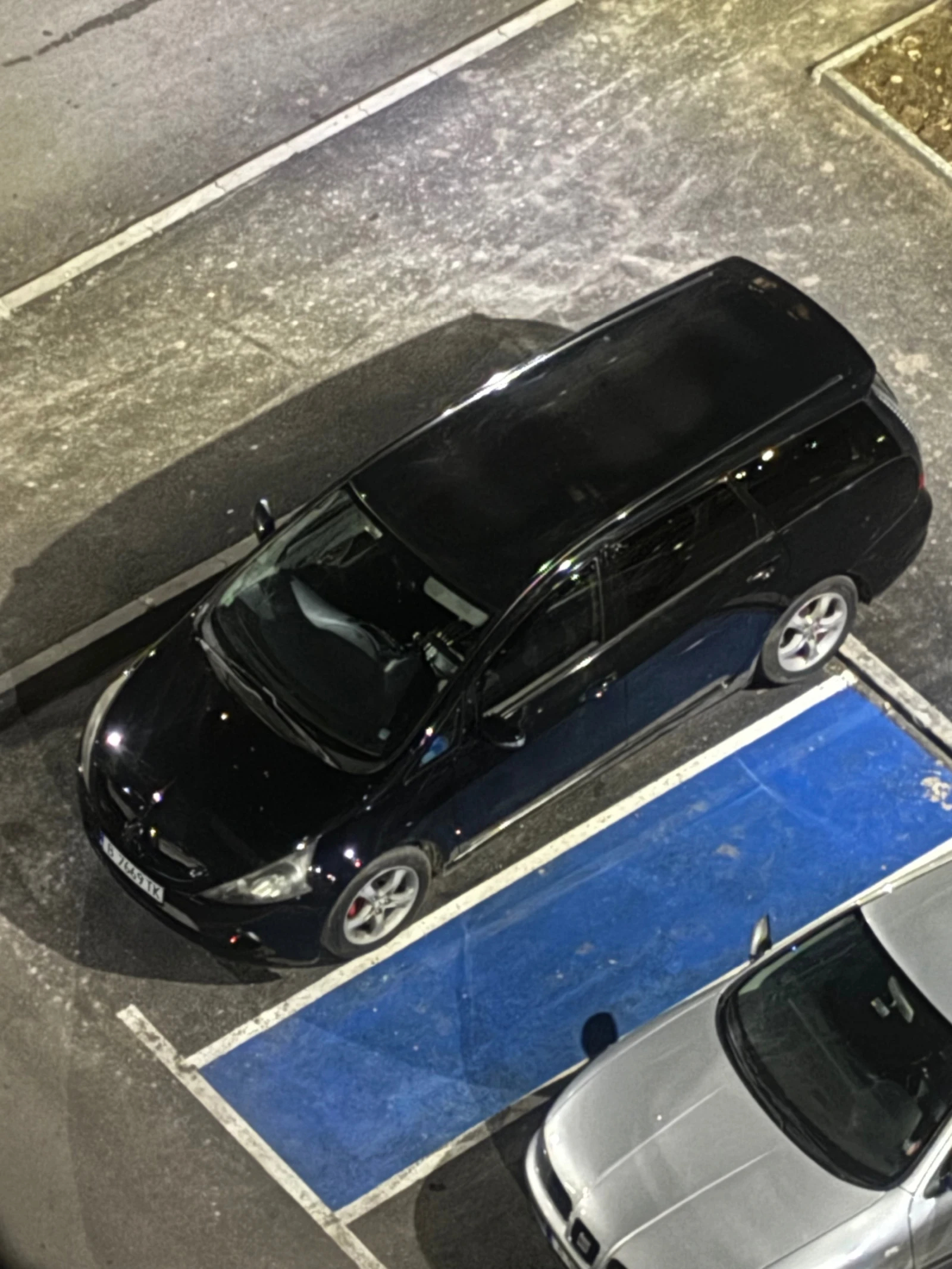 Mitsubishi Grandis, снимка 2 - Автомобили и джипове - 54811052