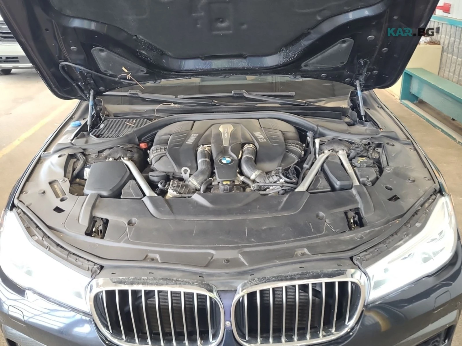 BMW 750 XDRIVE * AвтоКредит * (ЦЕНА ДО БГ), снимка 5 - Автомобили и джипове - 54861406