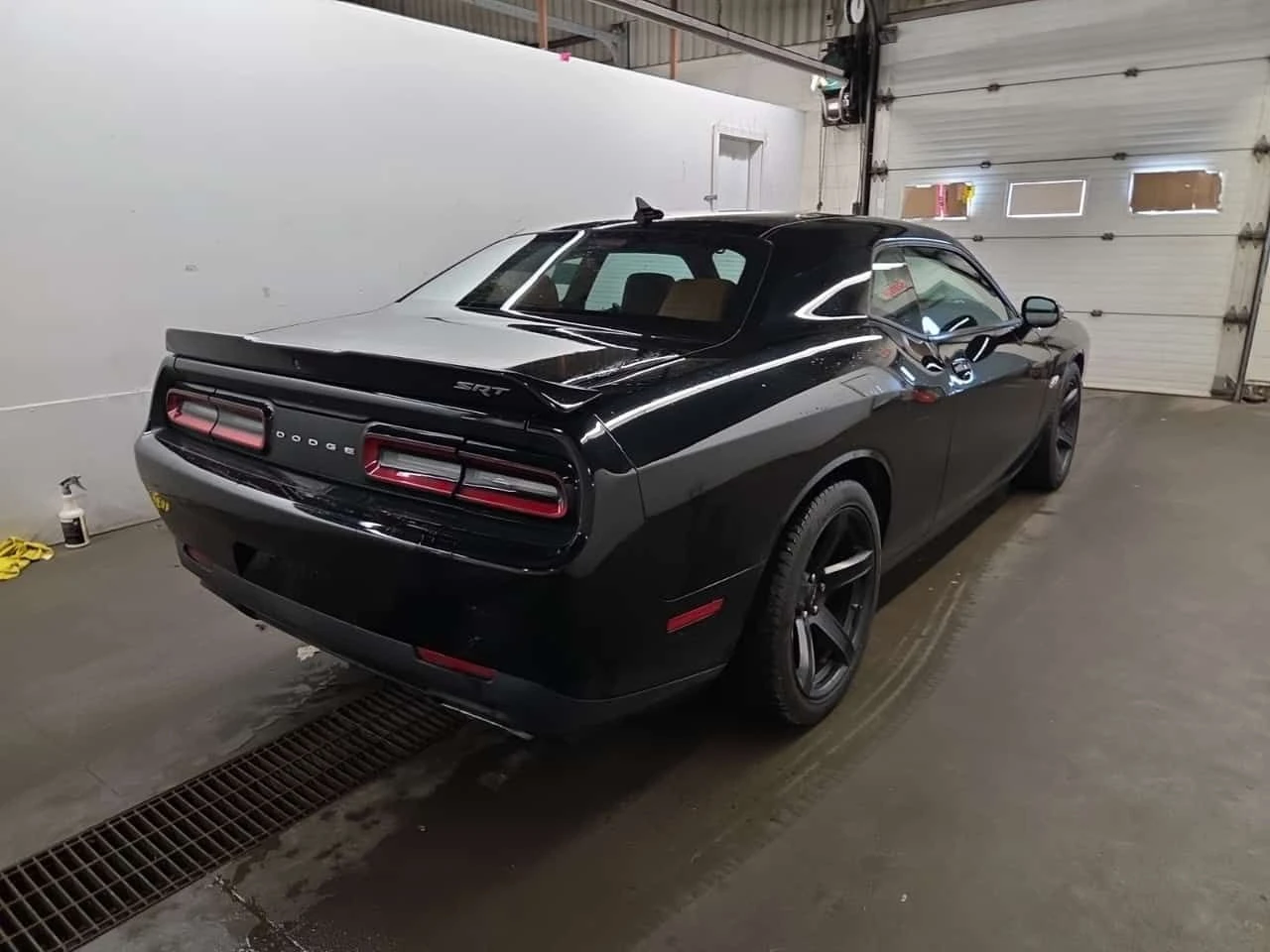 Dodge Challenger * SRT 392 * CARFAX * ЦЕНА ДО БГ, снимка 3 - Автомобили и джипове - 54903319