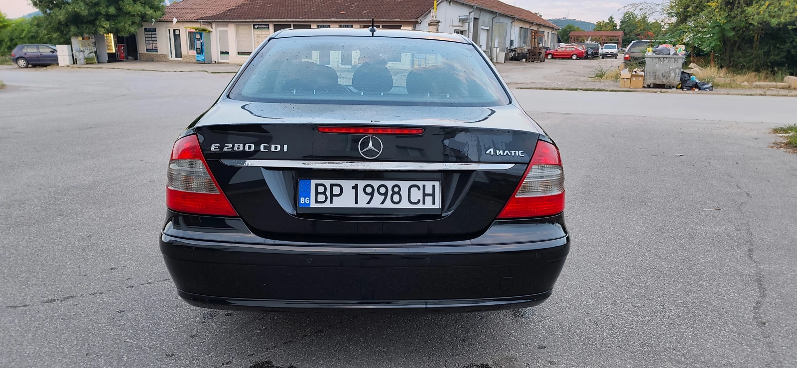 Mercedes-Benz E 280 4-MATIK, снимка 6 - Автомобили и джипове - 55335265