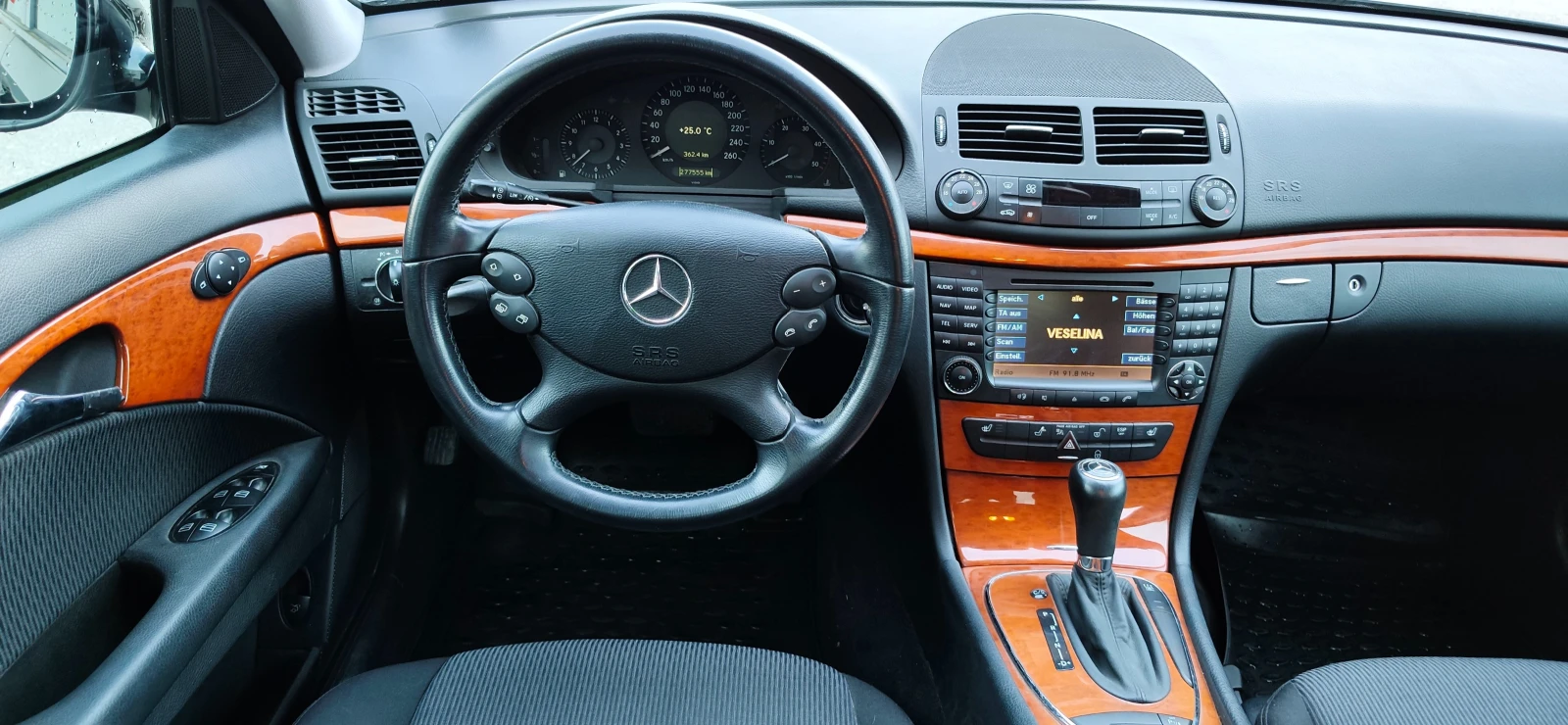 Mercedes-Benz E 280 4-MATIK, снимка 12 - Автомобили и джипове - 55335265