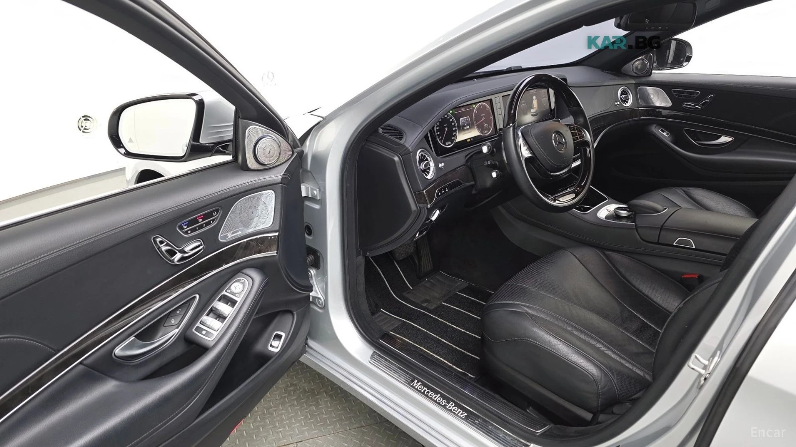 Mercedes-Benz S 350 BlueTEC* КОЖА* ОБДУХ* НАВИ* КАМЕРА* МОНИТОРИ, снимка 8 - Автомобили и джипове - 56008338