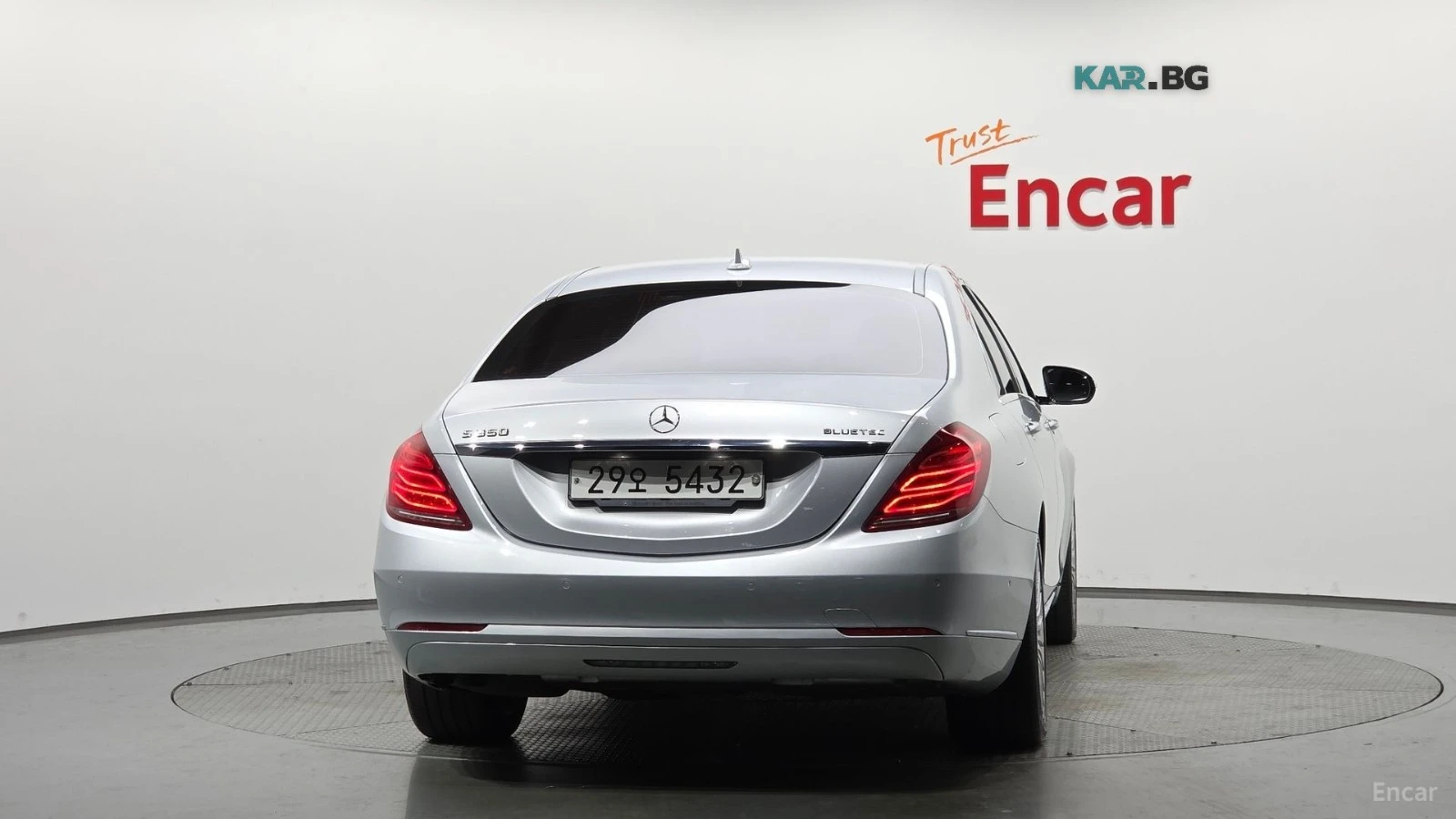 Mercedes-Benz S 350 BlueTEC* КОЖА* ОБДУХ* НАВИ* КАМЕРА* МОНИТОРИ, снимка 4 - Автомобили и джипове - 56008338