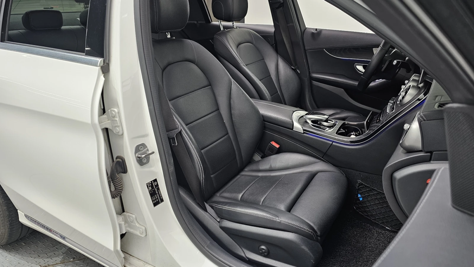 Mercedes-Benz C 220 4Matic Exclusive autoprime.bg, снимка 11 - Автомобили и джипове - 56066563