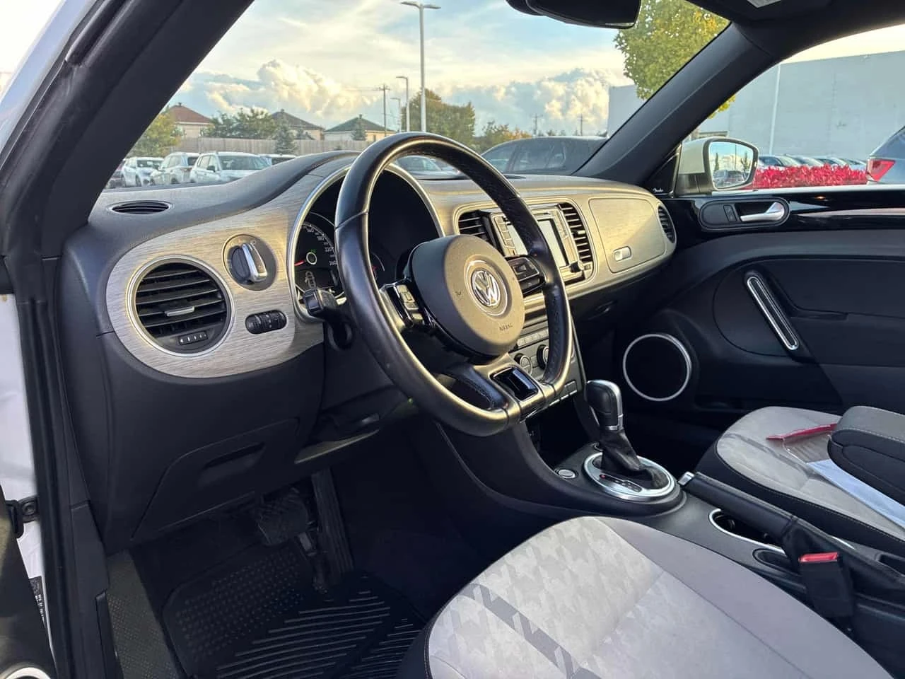 VW Beetle * Auto * CARFAX * ��� ������������ ������ | Mobile.bg � ����������� 5