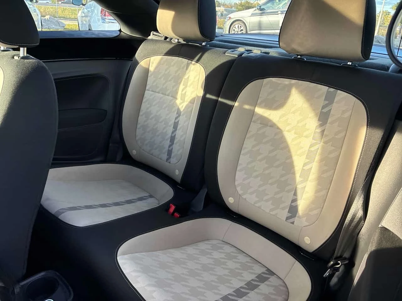 VW Beetle * Auto * CARFAX * ��� ������������ ������ | Mobile.bg � ����������� 13