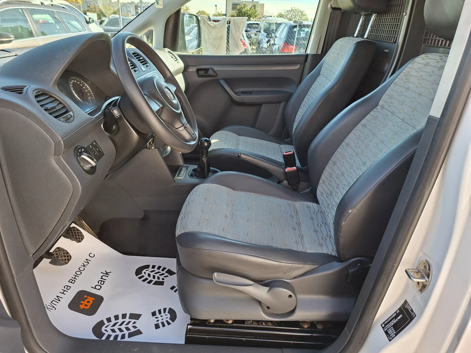 VW Caddy KATO НОВ, снимка 10 - Автомобили и джипове - 56524166