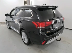 Mitsubishi Outlander 2.4i 4WD PHEV Business Edition, снимка 3