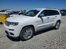����� �� �������� �� Jeep Grand cherokee SUMMIT 5.7 HEMI ��������� HARMAN KARDON CARPLAY