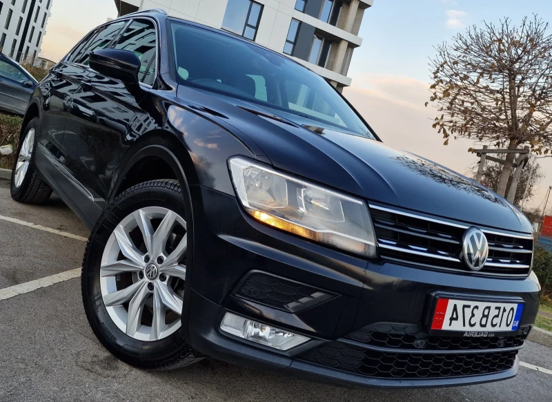 VW Tiguan  2.0TDI* 4х4* LED* НАВИ* TOP!!!!, снимка 1 - Автомобили и джипове - 48165386