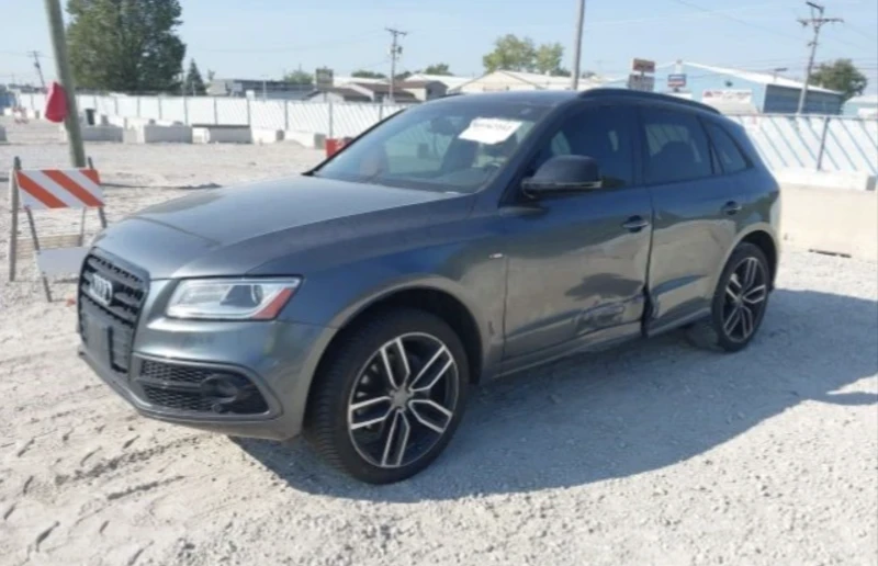 Audi Q5, снимка 1 - Автомобили и джипове - 48536550