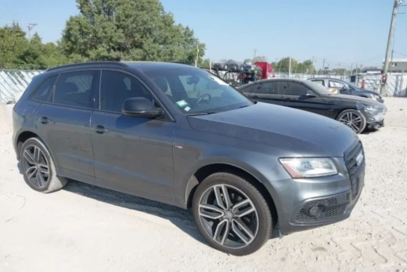 Audi Q5, снимка 2 - Автомобили и джипове - 48536550