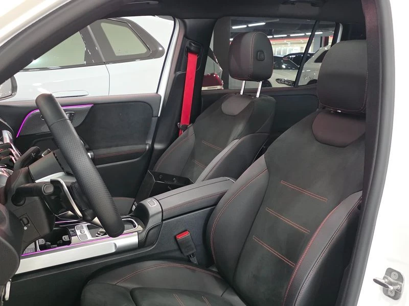 Mercedes-Benz GLB35AMG 2.0 Automatic, снимка 10 - Автомобили и джипове - 55826635