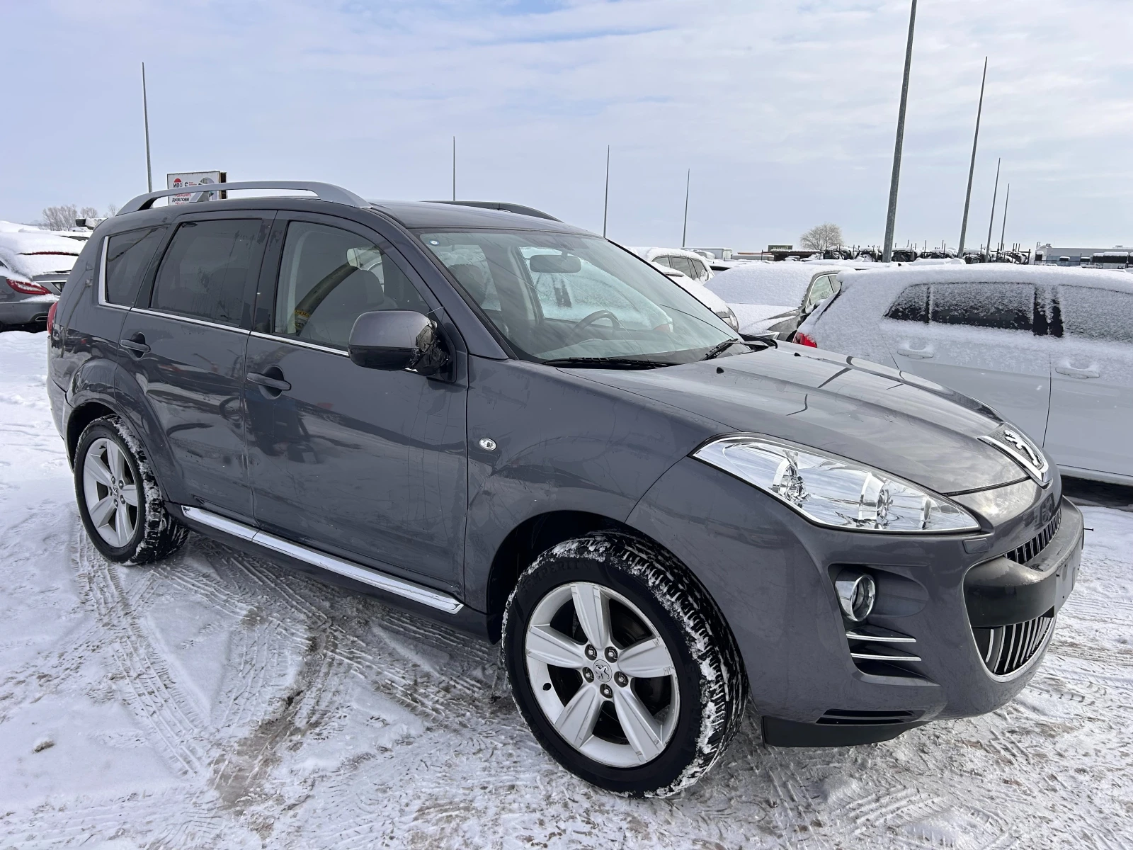 Peugeot 4007 2.2HDI KOJA/NAVI/KAMERA 6+ 1 EURO 4 - изображение 4