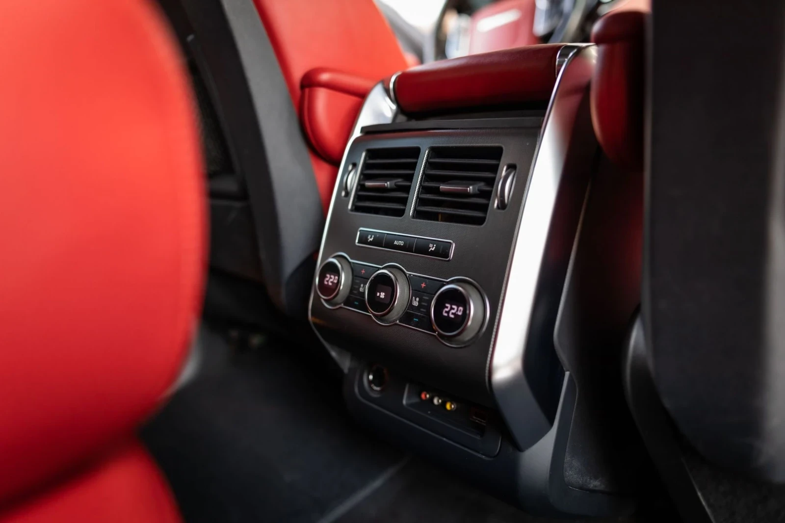 Land Rover Range Rover Sport 3.0Diesel - изображение 8