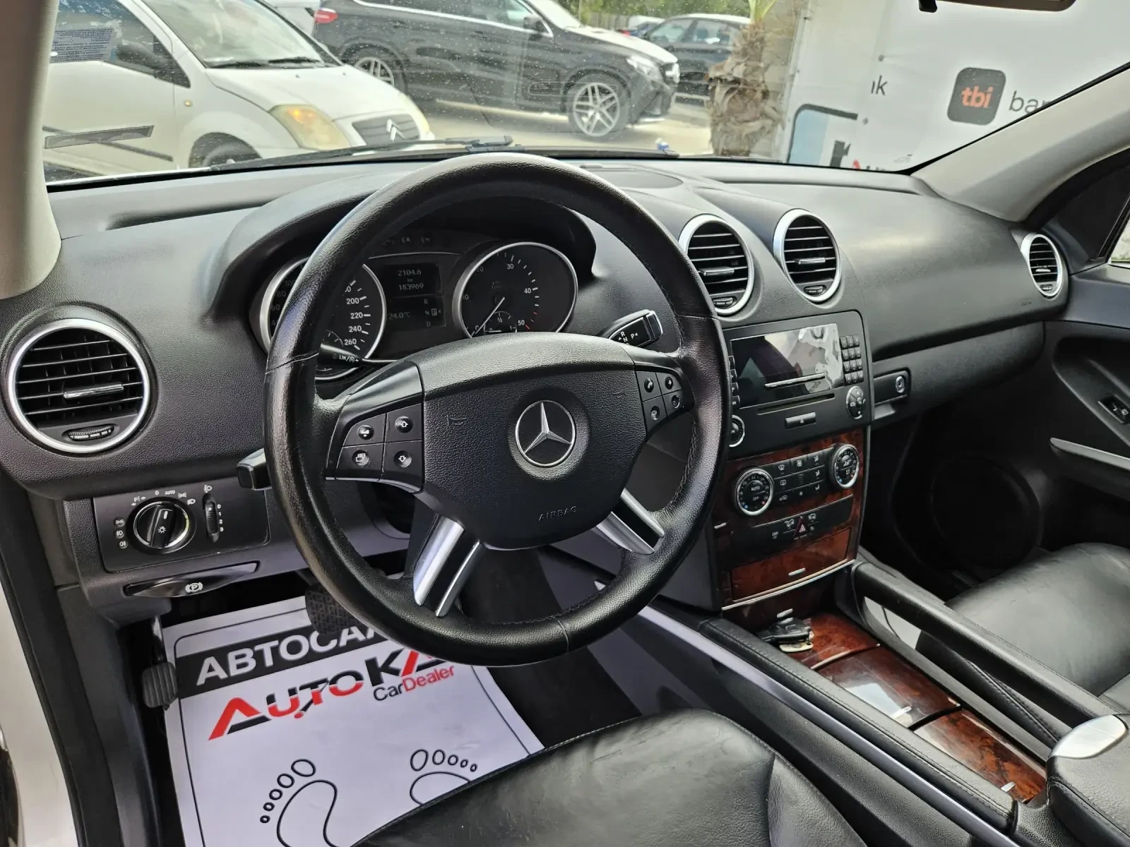 Mercedes-Benz ML 320 3.0CDI-224кс= 4MATIC= АВТОПИЛОТ= ВСИЧКО ПЛАТЕНО - изображение 8