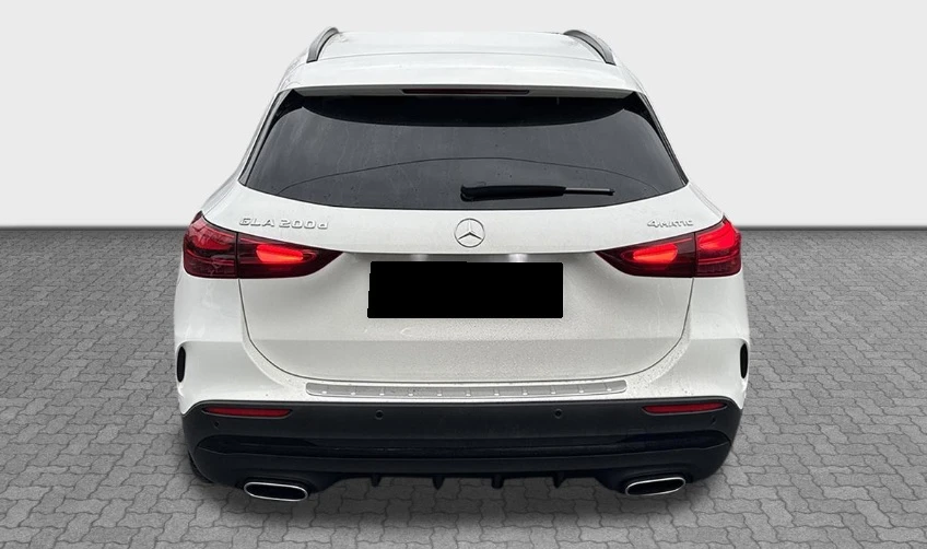 Mercedes-Benz GLA 200d 4Matic AMG Line - изображение 4