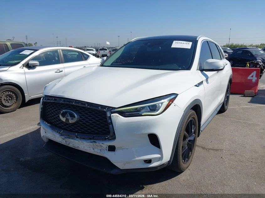 Infiniti QX50 2.0l Luxe, снимка 2 - Автомобили и джипове - 53863142