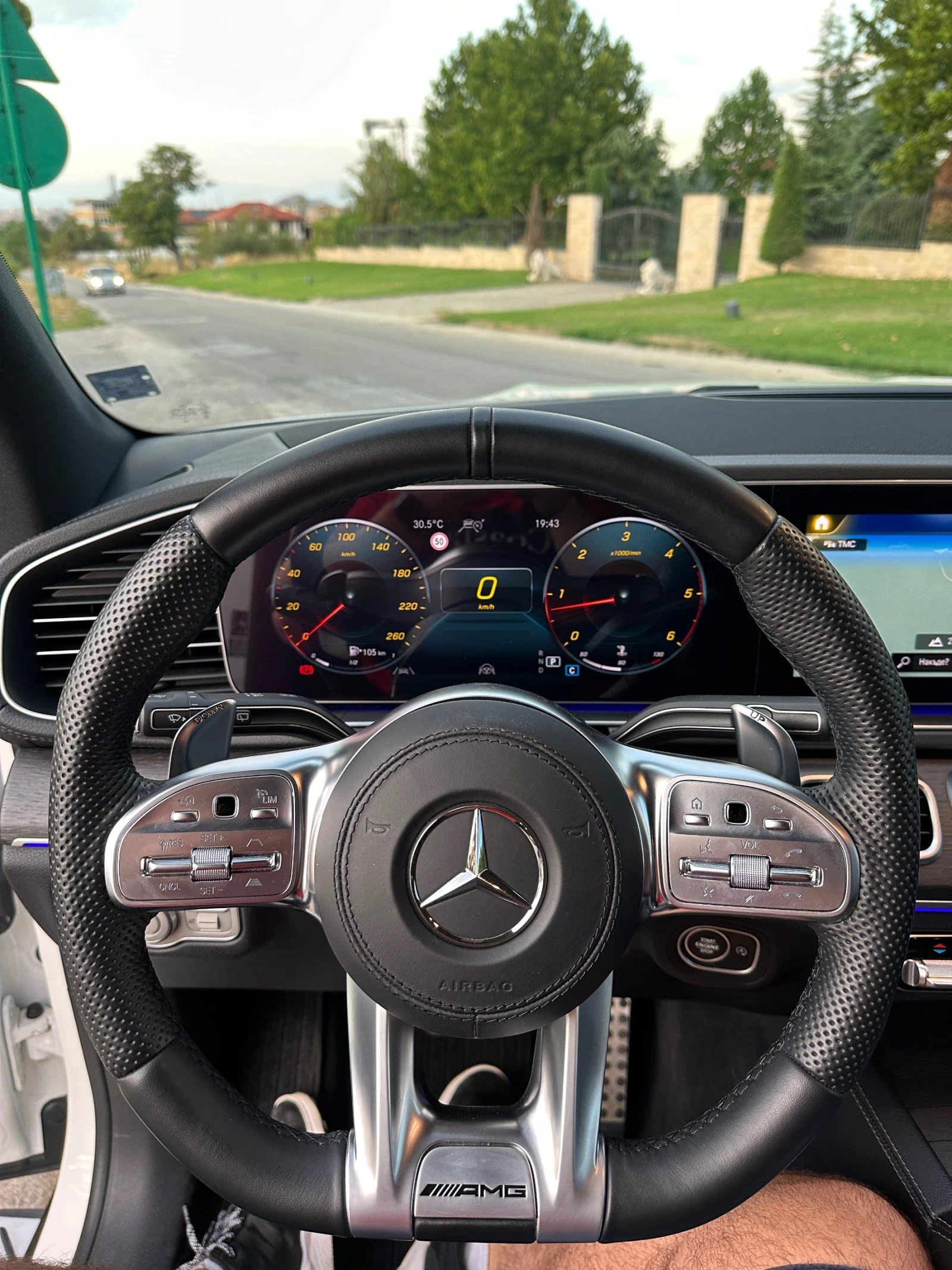 Mercedes-Benz GLS 400d AMG* Burmeister* PRESIDENT* ЛИЗИНГ* УНИКАТ, снимка 8 - Автомобили и джипове - 55409704